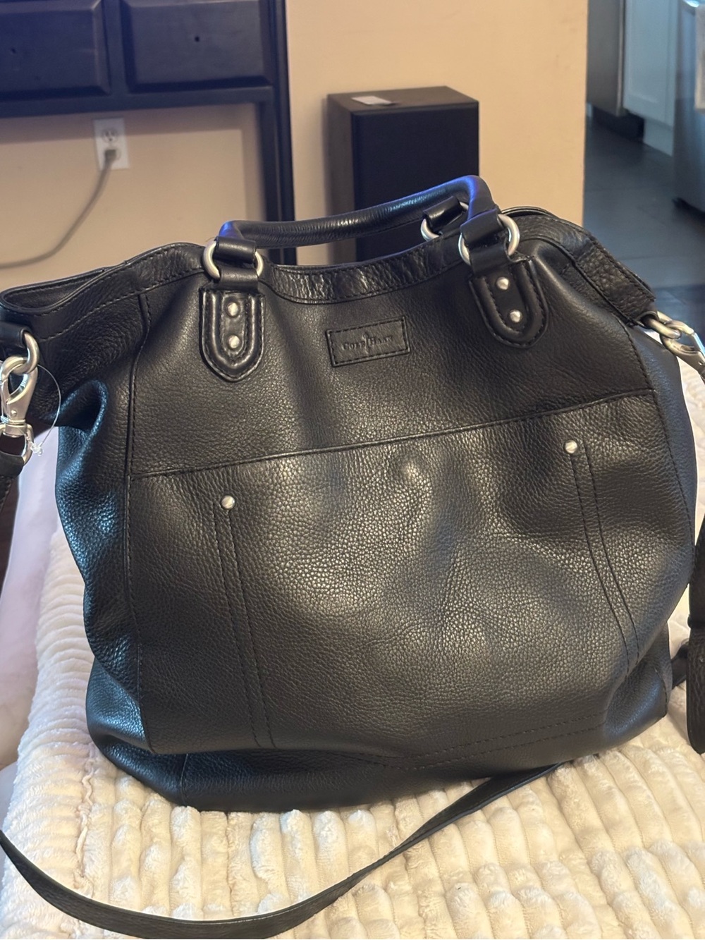 Large Cole Haan Black Pebbled Leather Tote EUC Magenta interior